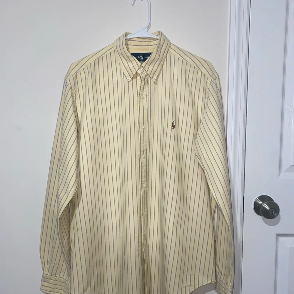 Polo Ralph Button Down - Picture 2 of 3